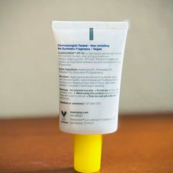 Supergoop! Glow Screen Golden Hour SPF 40 with Hyaluronic Acid + Niacinamide - Picture 4 of 4